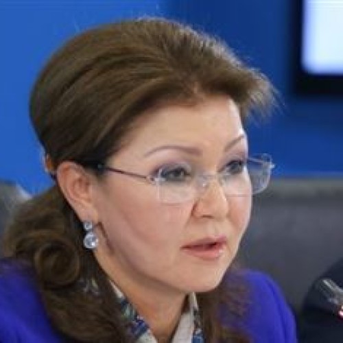 «Социальные сети реагируют гораздо быстрее, чем официальные органы власти», – считает Дарига Назарбаева