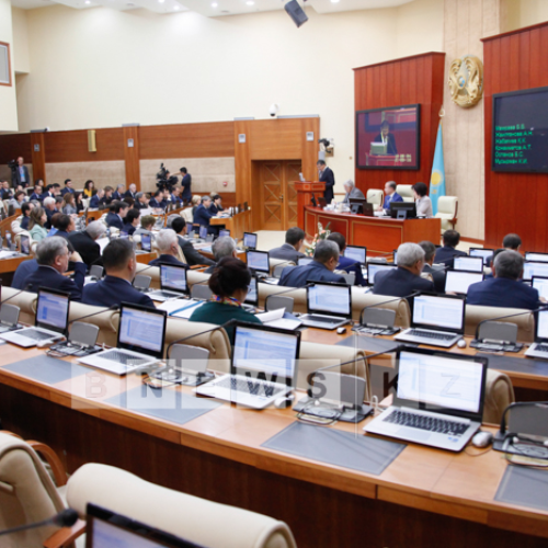 Поведение мажилисмена Тиникеева рассмотрят на Совете по депутатской этике