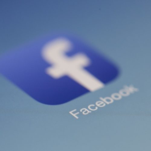 Facebook запускает сервис для групповых видеозвонков