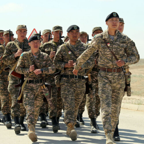 Призывнику в Алматы хотели помочь «откосить» от армии за тысячу долларов