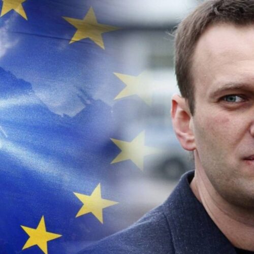 Стали известны имена россиян, попавших под санкции из-за Навального